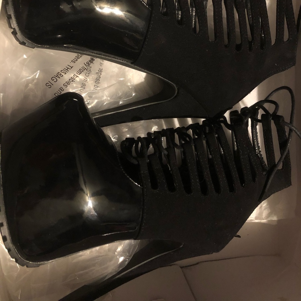 Steve Madden HIGH heels
